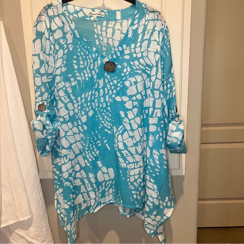 Womens Large Turquoise Tunic Top Roll Tab Sleeve Coastal Grandmillennial Boho